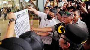 Bobby Nasution Segel Mall Center Point Medan taxe 250 milliards de roupies