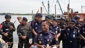 Rugikan Nelayan RI, KKP Tertibkan 20 Rumpon Ilegal Milik Filipina