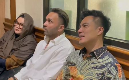 Teuku Zacky Hadir Jadi Saksi di Sidang Cerai Baim Wong dan Paula Verhoeven