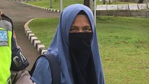 3 Hari Diperiksa, Wanita Bercadar Siti Elina Masih Bungkam ke Penyidik