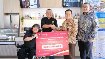 雅加达银行加强经济包容性，向残疾人社区提供援助