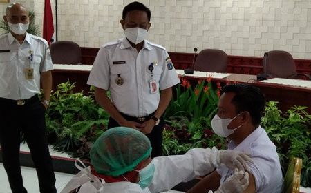 Rahasia Vaksinasi Lansia di Jaksel Melonjak dan Capai 75 Persen