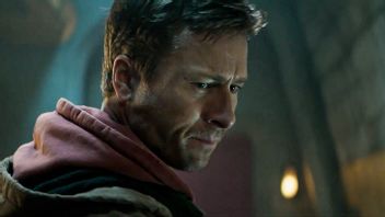 Sinopsis Film <i>The Running Man</i>: Upaya Glen Powell ‘Lari’ demi Anak