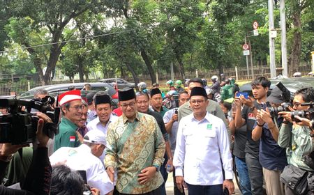 Senyum Semringah Anies Baswedan Saat Tiba di Kantor DPW PKB DKI Usai Didukung jadi Cagub