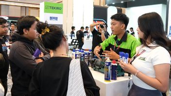 रेक्सको ने IIMS 2026 में वाहन देखभाल उत्पाद पेश किए
Indonesian : Rexco Presents Vehicle Care Products at IIMS 2026