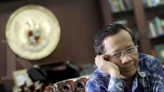 Mahfud MD Terima Bintang Mahaputra Adipradana Dalam Memori Hari Ini, 13 Agustus 2013