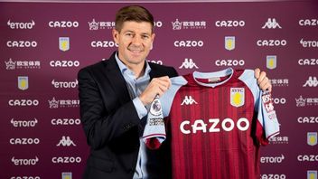 Steven Gerrard Can't Lead Aston Villa Matches Against Chelsea And Leeds United Due To Positive COVID-19