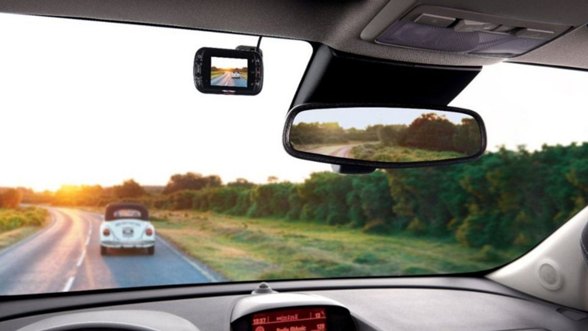 道路上で安全にダッシュボードカメラをインストールする理由!