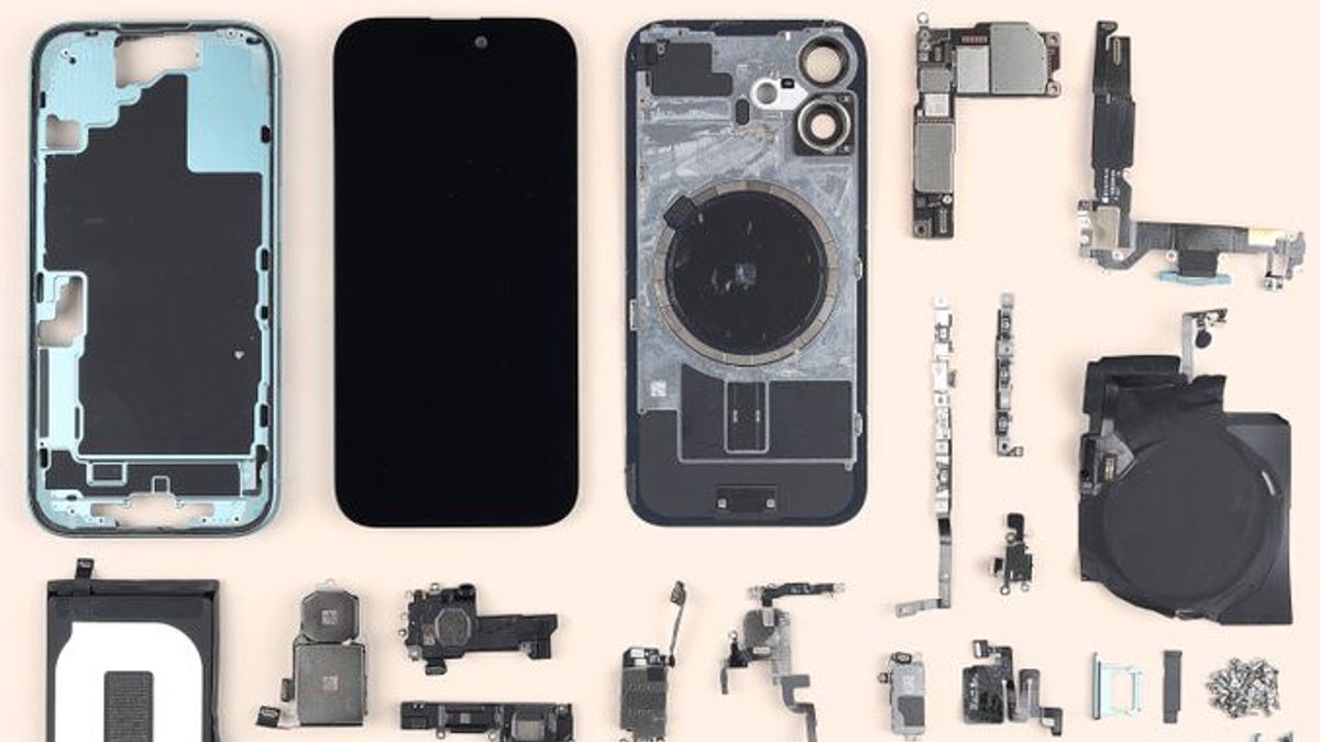 Apple Bongkar Fakta Mengejutkan: Mustahil Bikin iPhone di AS, Cuma China yang Bisa!