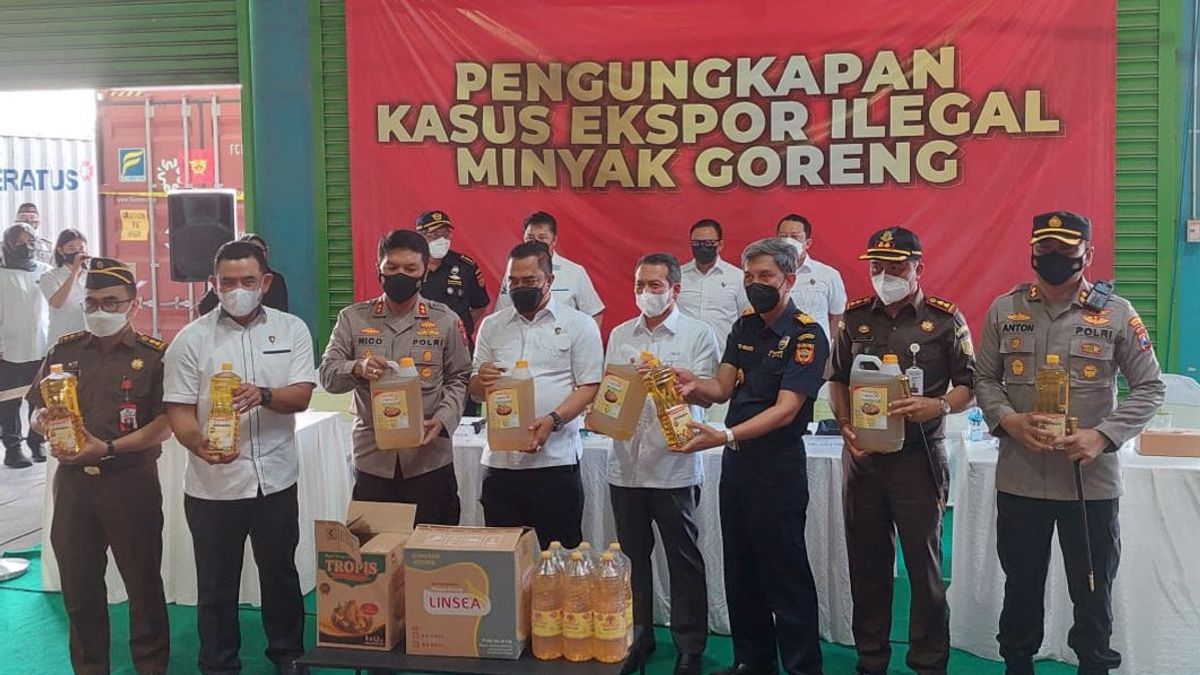 Polisi Minta Imigrasi Cekal 2 Tersangka Eksportir Minyak Goreng dengan Barang Bukti 8 Kontainer di Surabaya