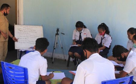 Sekolah Tatap Muka, Guru di Kupang Belum Semua Divaksin COVID-19