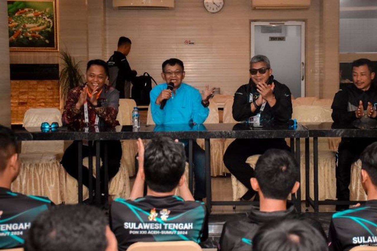 尽管在抵抗亚齐时裁判遭到殴打后悔,但州长全力支持中苏拉威西岛足球队。
