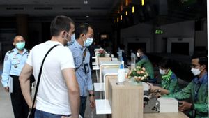 Bule Bulgaria Mantan Terpidana Kasus Skimming ATM Dideportasi dari Mataram