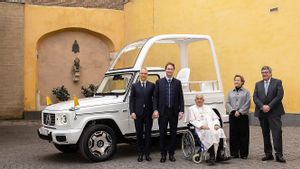 Vatikan Perkenalkan Mobil Baru Paus Fransiskus, Mercedes-Benz G-Class Bertenaga Listrik