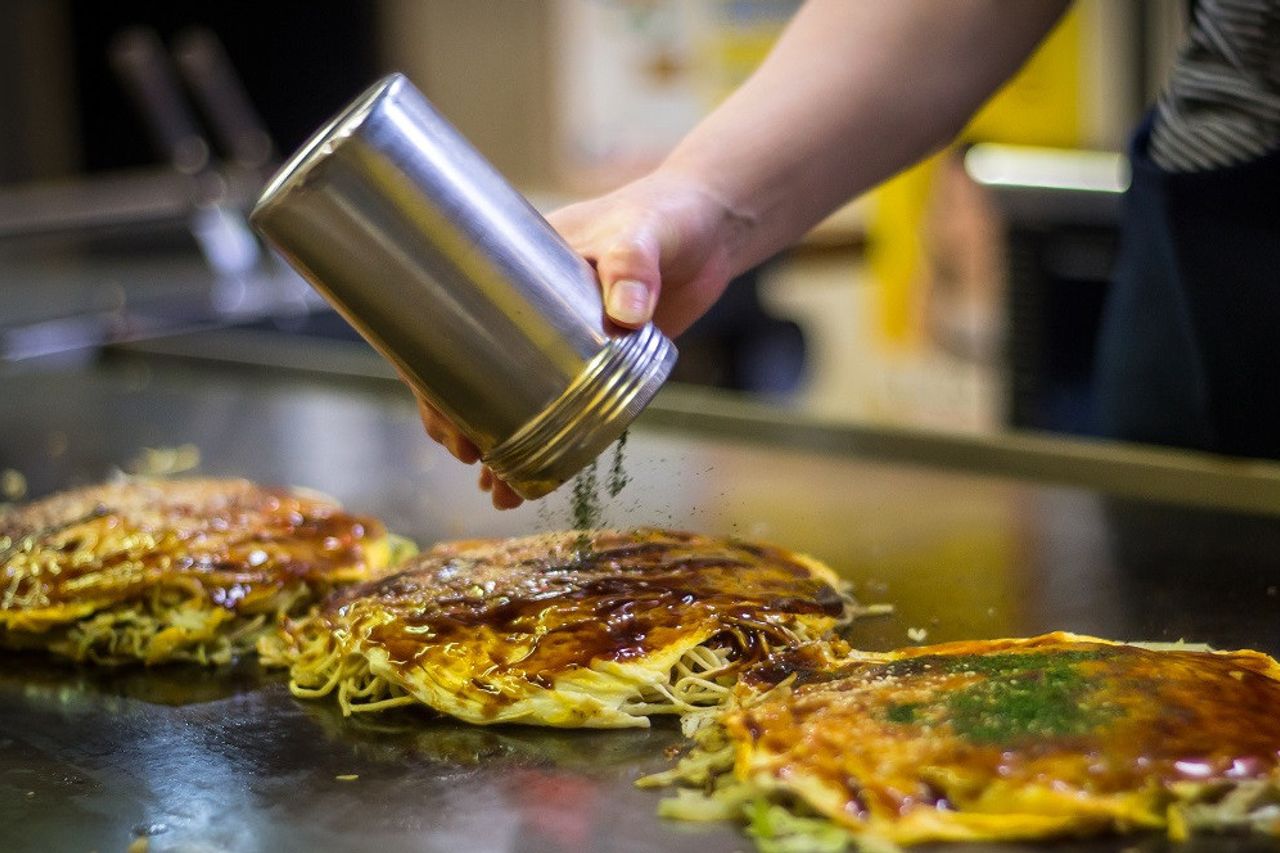 Japan Hosts G7 Summit, Hiroshima Culinary Academy Presents International Okonomiyaki