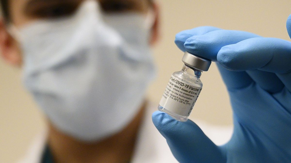 米国は12-15歳の子供のためのファイザーのCOVID-19ワクチンの使用を承認します