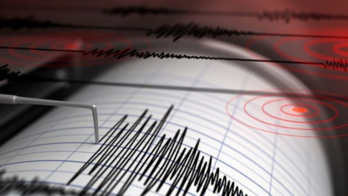 East Java Pacitan Earthquake Magnitude 5.2