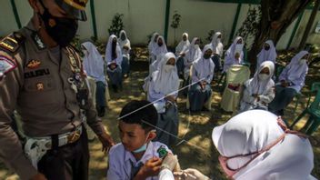 Vaksinasi COVID-19 Guru dan Siswa di Aceh Rendah, IDAI Tak Rekomendasikan Pembelajaran Tatap Muka