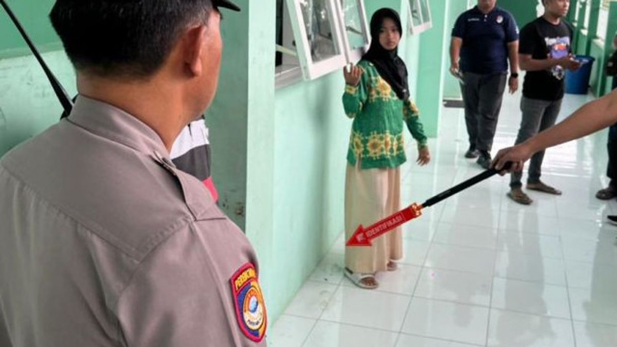 Siswa Madrasah Lumajang Kena Peluru Nyasar, Polisi Selidiki