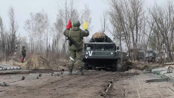 القوات الأوكرانية تهاجم الإمدادات اللوجستية ووزارة الدفاع الروسية تشتعل فيها النيران