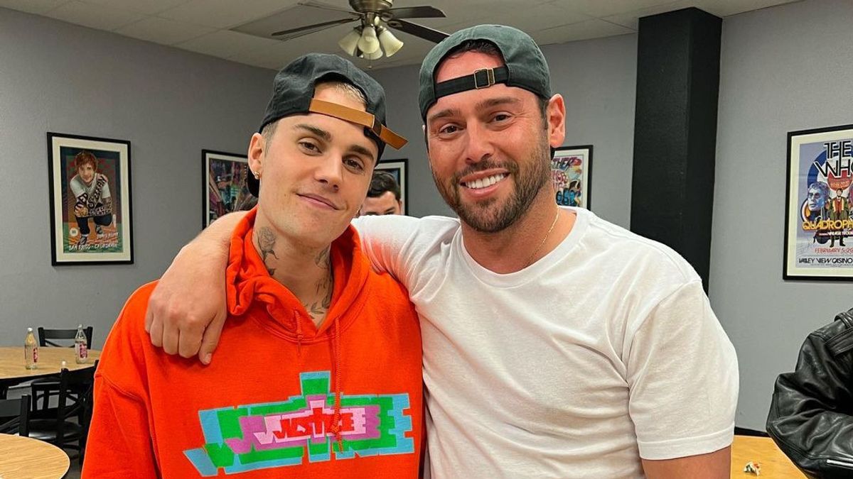 Scooter Braun Gives Response After Being Left Behind By Justin Bieber And Ariana Grande
