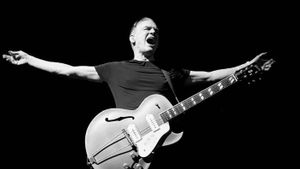Bryan Adams Sebut Lagu <i>Hit Run to You</i> Sempat Ditawarkan ke Band Lain