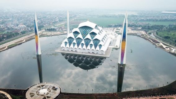 Masjid Raya Al Jabbar Penuh Pungli, Pemprov Jabar Bertindak