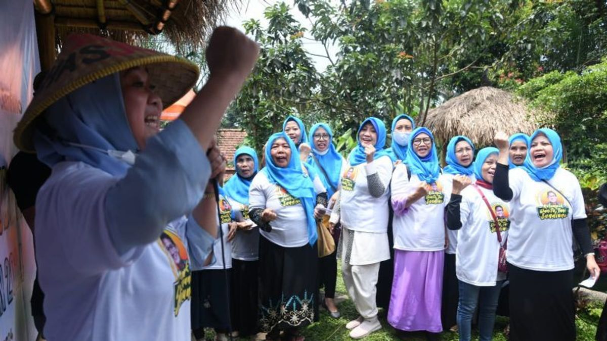 Sandiaga Uno Dapat Dukungan Maju Pilpres 2024 dari Kelompok Wanita Tani Bogor
