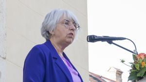 Survey di Swiss, 94% Warga Dukung Aturan Ketat Media Sosial untuk Anak  