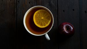 Kapan Waktu yang Tepat Minum Teh Lemon: Berikut Penjelasan Beserta Manfaatnya