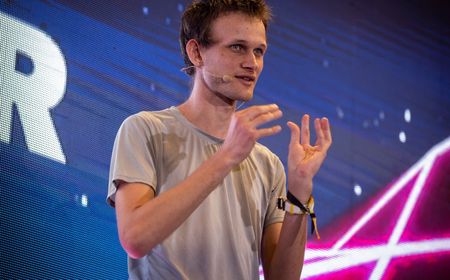 Vitalik Buterin Klarifikasi Tak Punya Anjing, Harga Memecoin MISHA Anjlok Drastis