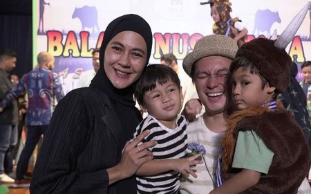 Rayakan Kelulusan Anak, Baim Wong dan Paula Verhoeven Tampil Bersama Pasca Isu Keretakan Rumah Tangga