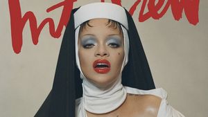 Rihanna Disebut Menistakan Agama karena Tampil Seksi dengan Baju Biarawati