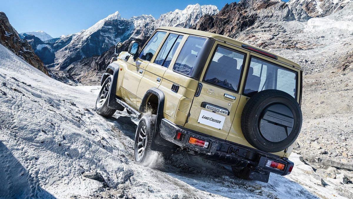 Toyota lance son dernier Land Cruiser 70 Series au Japon, une aura classique et dure en une