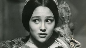 Bintang <i>Romeo and Juliet</i>, Olivia Hussey Meninggal Dunia Usia 73 Tahun