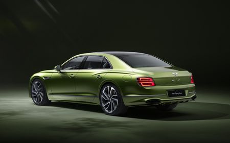 Bentley Resmi Rilis Flying Spur PHEV dengan Mesin V8 Lebih Bertenaga