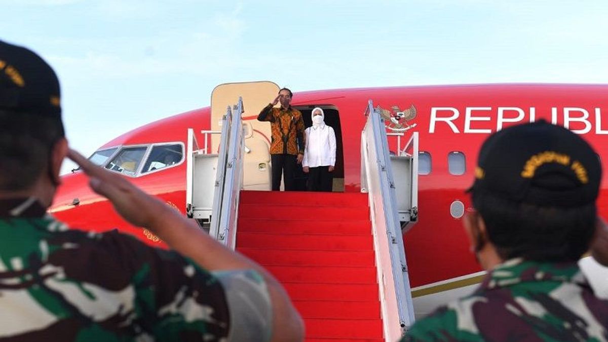 President Jokowi Leaves For Semarang, Will Attend Bhayangkara Day Commemoration