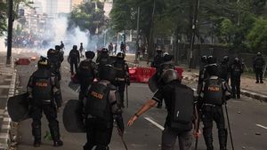 Tak Semestinya Polisi Hadapi Unjuk Rasa dengan Penangkapan Pendemo