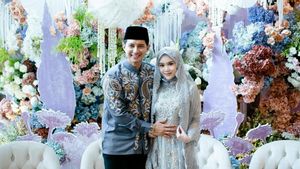In Order To Support Normal Birth Wife, Chand Kelvin Joins Pregnant Gymnastics