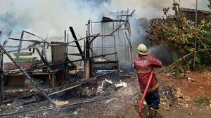 Gegara Tabung Gas Bocor, Warkop dan Gudang Pengolahan Limbah di Tangsel Terbakar