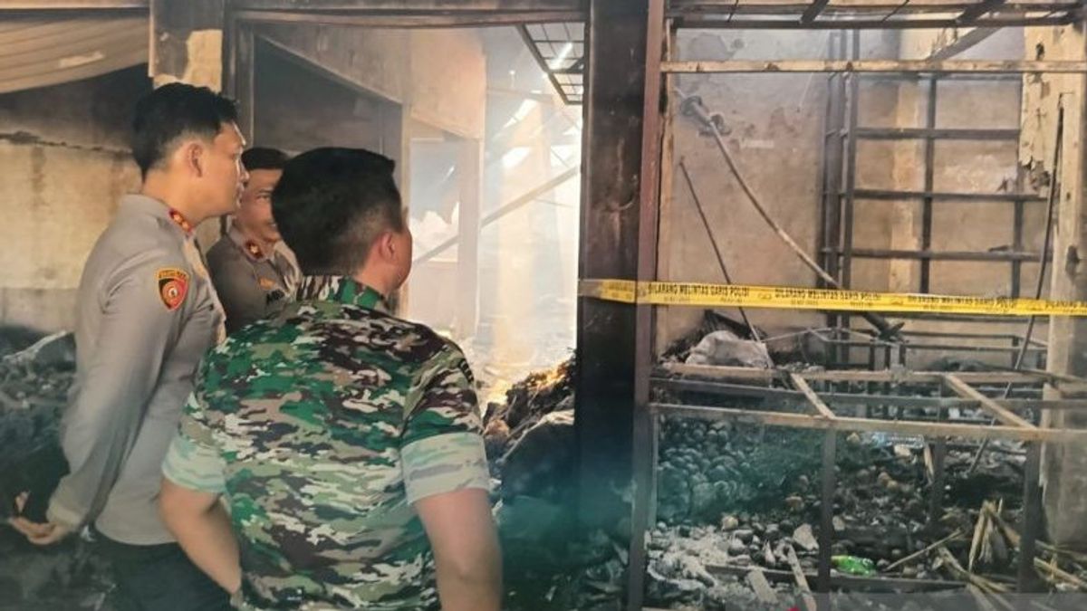 Traders And Security Examined By Police Regarding The Great Fire Case At Leuwiliang Market, Bogor