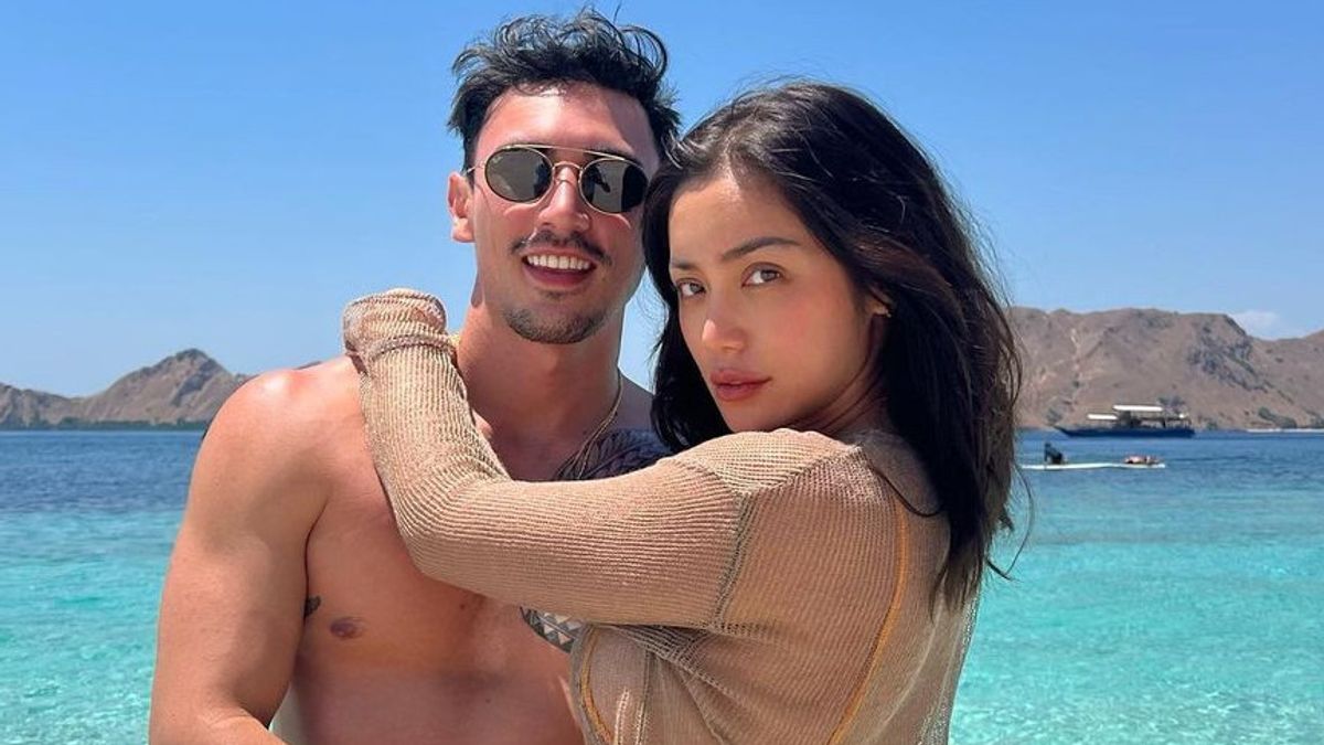 7 Portraits Of Body Goals Jessica Iskandar Praised By Warganet When Posing With Husband
