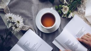 Mengenal Jenis-Jenis Pantun, Lengkap dengan Penjelasan dan Contohnya 