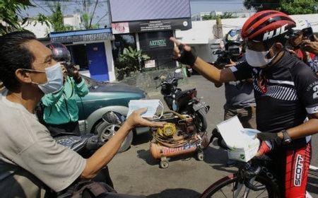 Mirip Gibran, Wawali Surabaya Serap Aspirasi Sembari Gowes