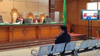المدعي العام يقدم رئيس مجلس إدارة نو سيريبون في محاكمة بهار سميث الكاذبة