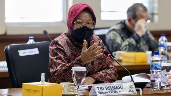 Écoutez, Ce Sont Deux Stratégies De La Ministre Des Affaires Sociales Risma Pour Accélérer La Gestion De La Pauvreté