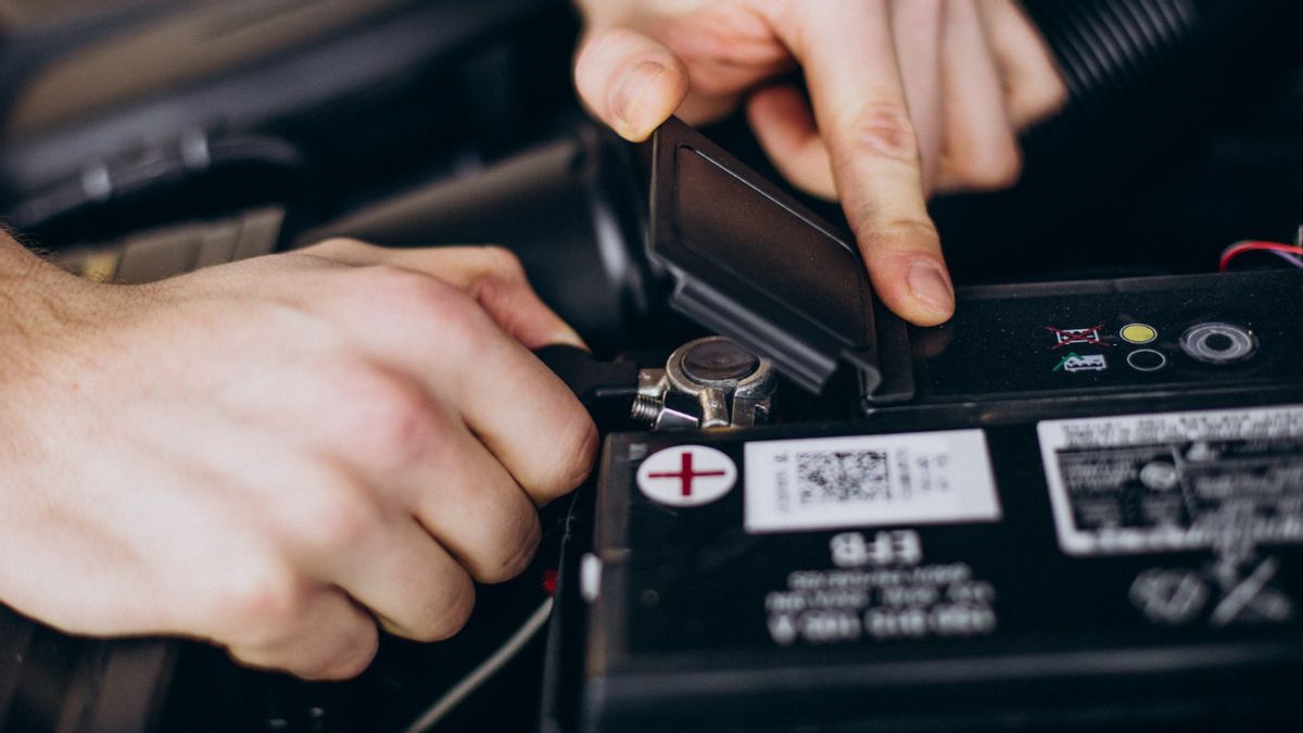 Get To Know Problematic Car ECU Signs, Important Components For Maintenance