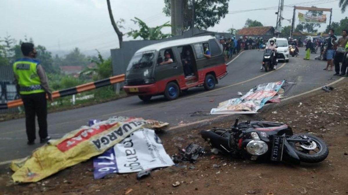 Quatre Personnes Ont été Tuées à Pajero, Rush, Sigra Et 3 Motos à Tanjungsari Sumedang.