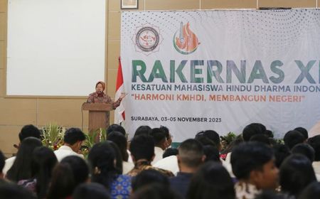 Motivasi Mahasiswa Bekerja, Mensos Risma: Pegawai Kemensos Hampir 99,9 Persen Bukan Tenaga Teknis