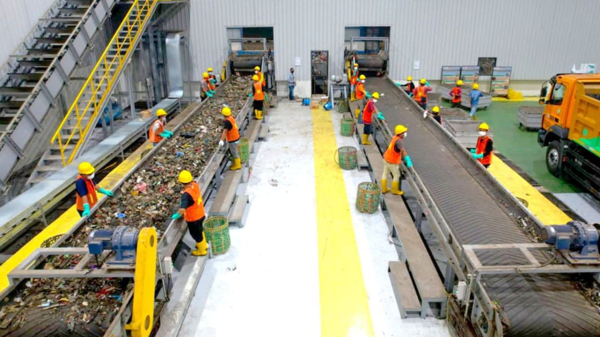 Komitmen Jaga Kelestarian Lingkungan, SIG Manfaatkan Sampah hingga Limbah sebagai Bahan Bakar Alternatif
